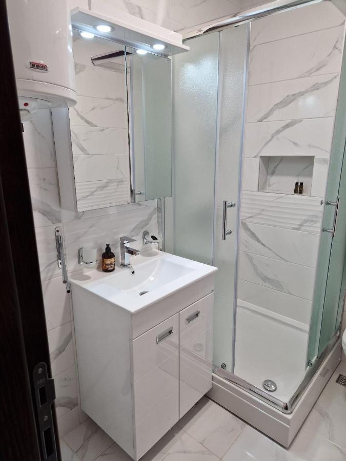 Vrnjačka BanjaMb Luxアパートメント エクステリア 写真
